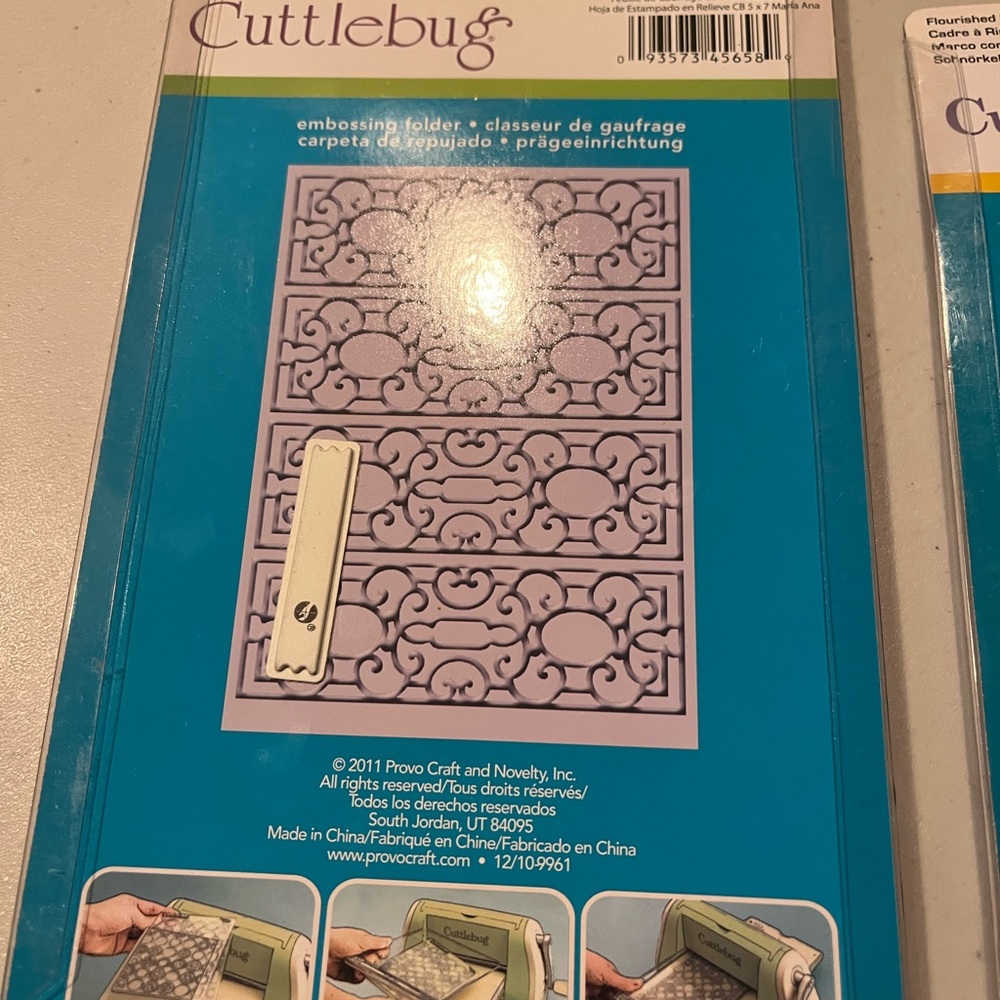 Cuttlebug Embossing Folders Set - Picture 4 of 5